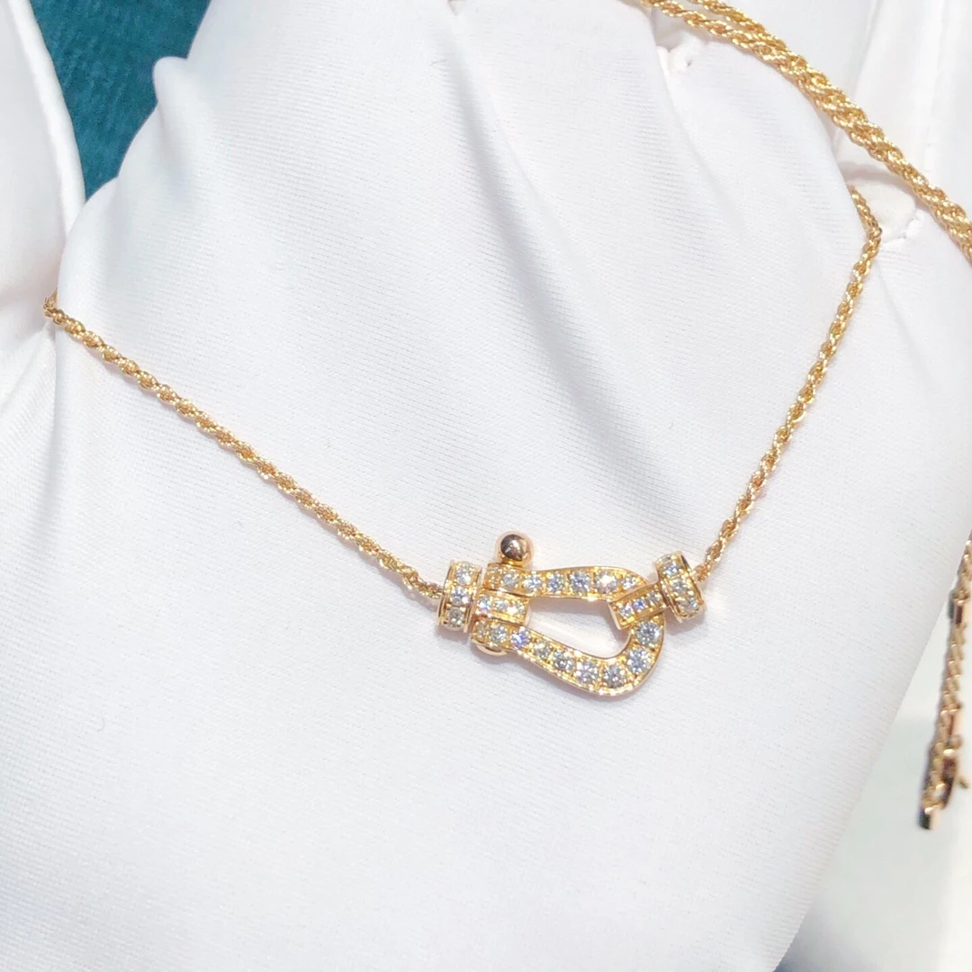 未使用 FRED/斐登 Fred F10系列玫瑰金金满钻中号项链