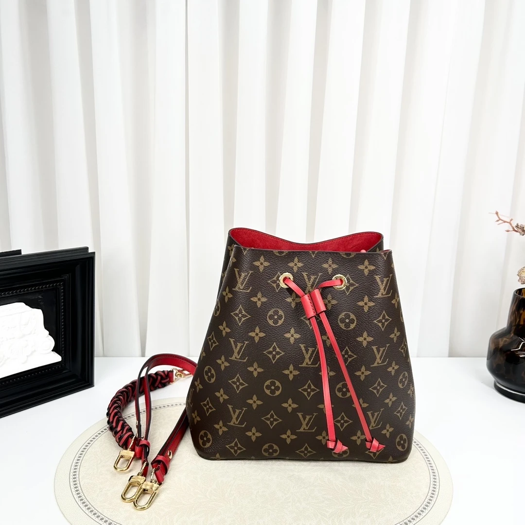 99新 LouisVuitton/路易威登 路易威登手提单肩斜挎包 41700