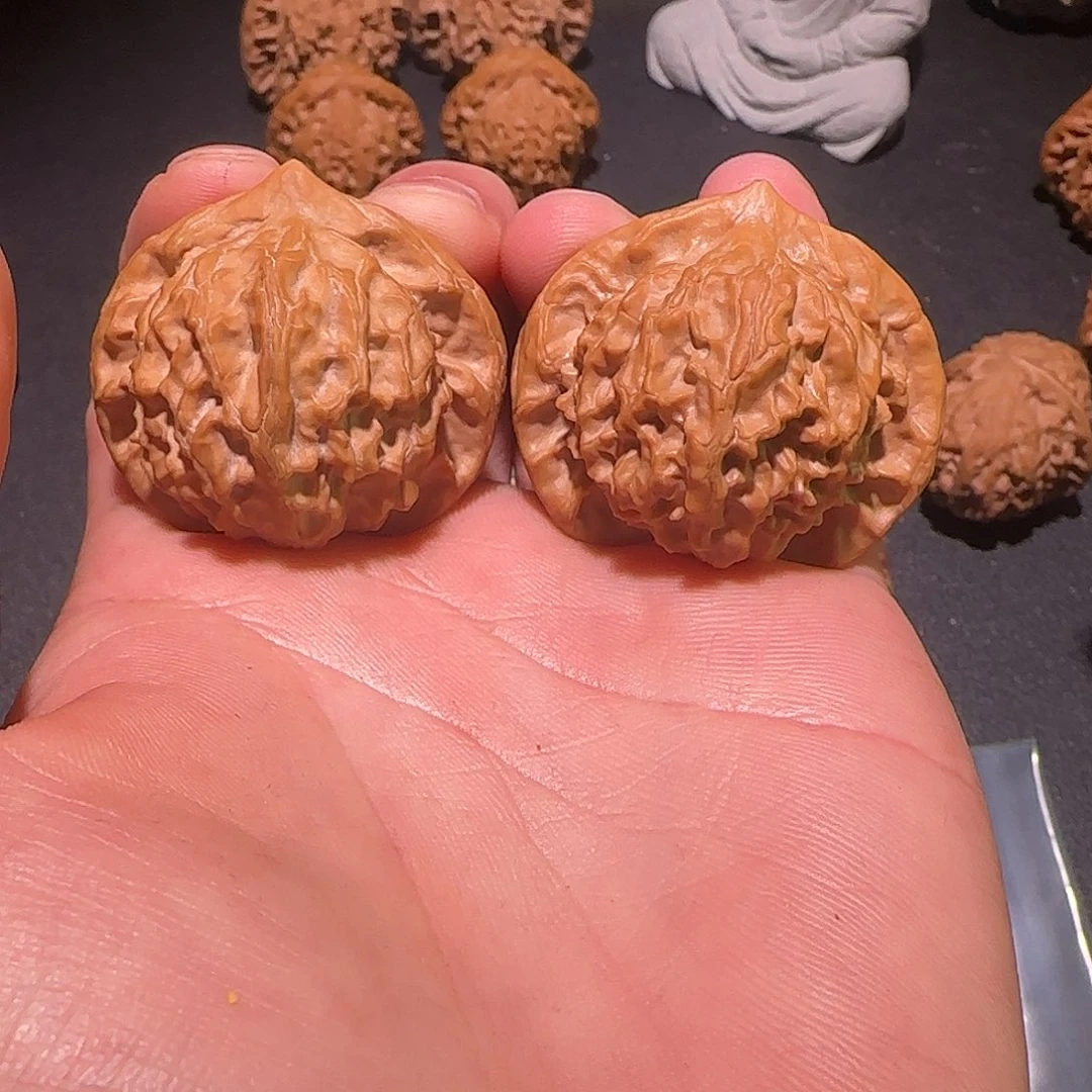 老***七文玩核桃吊坠图图