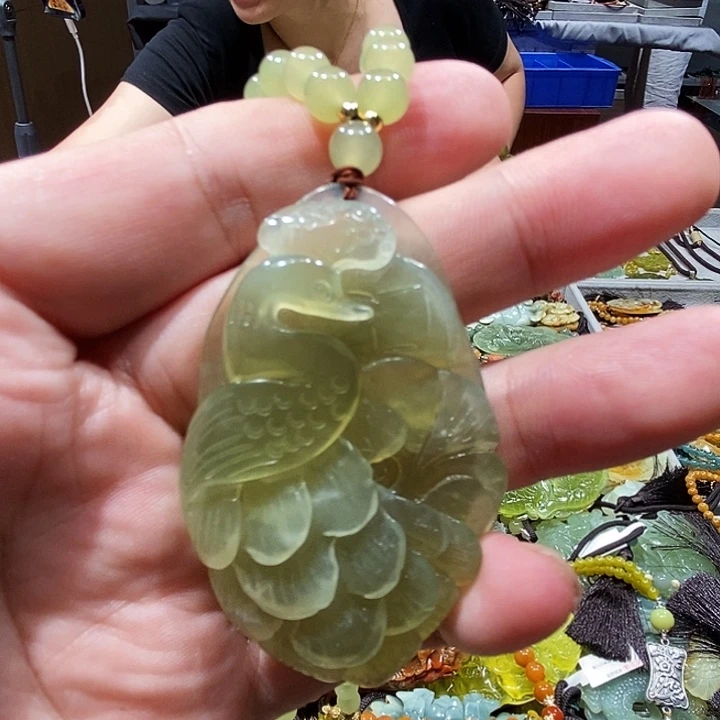 未镶嵌岫玉毛衣链