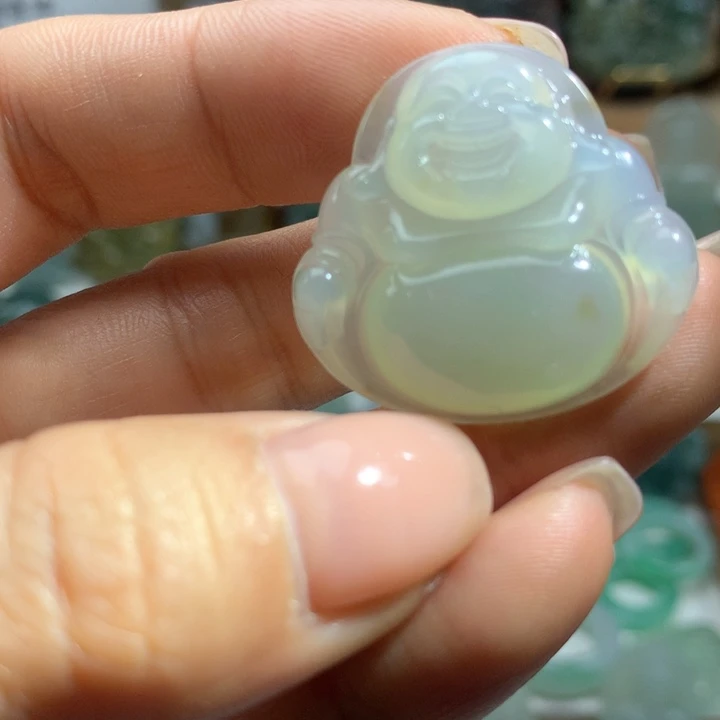 颈饰未镶嵌翡翠佛公