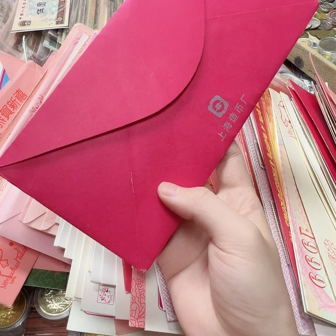 帽***迪拍品。