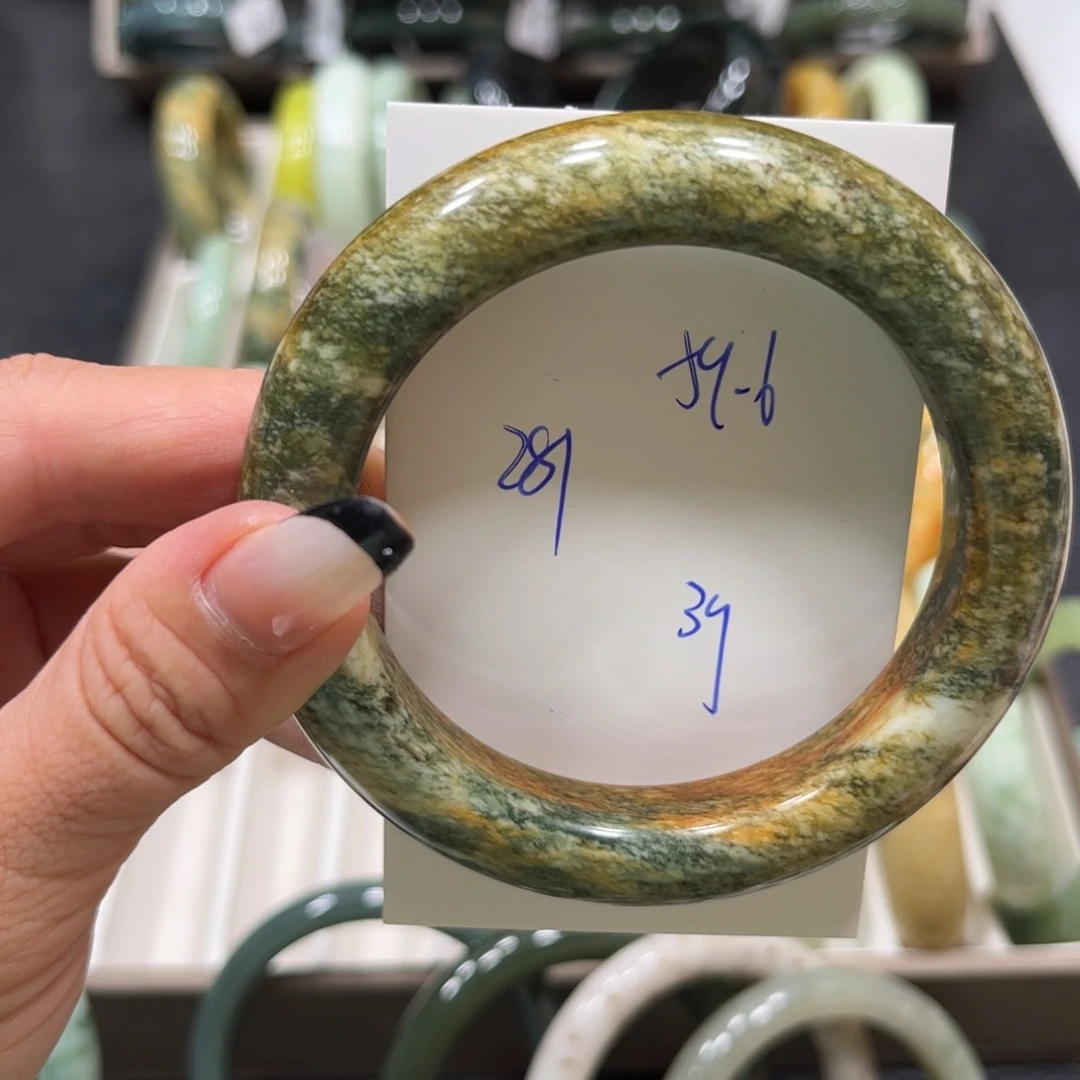 未镶嵌蛇纹石玉手镯