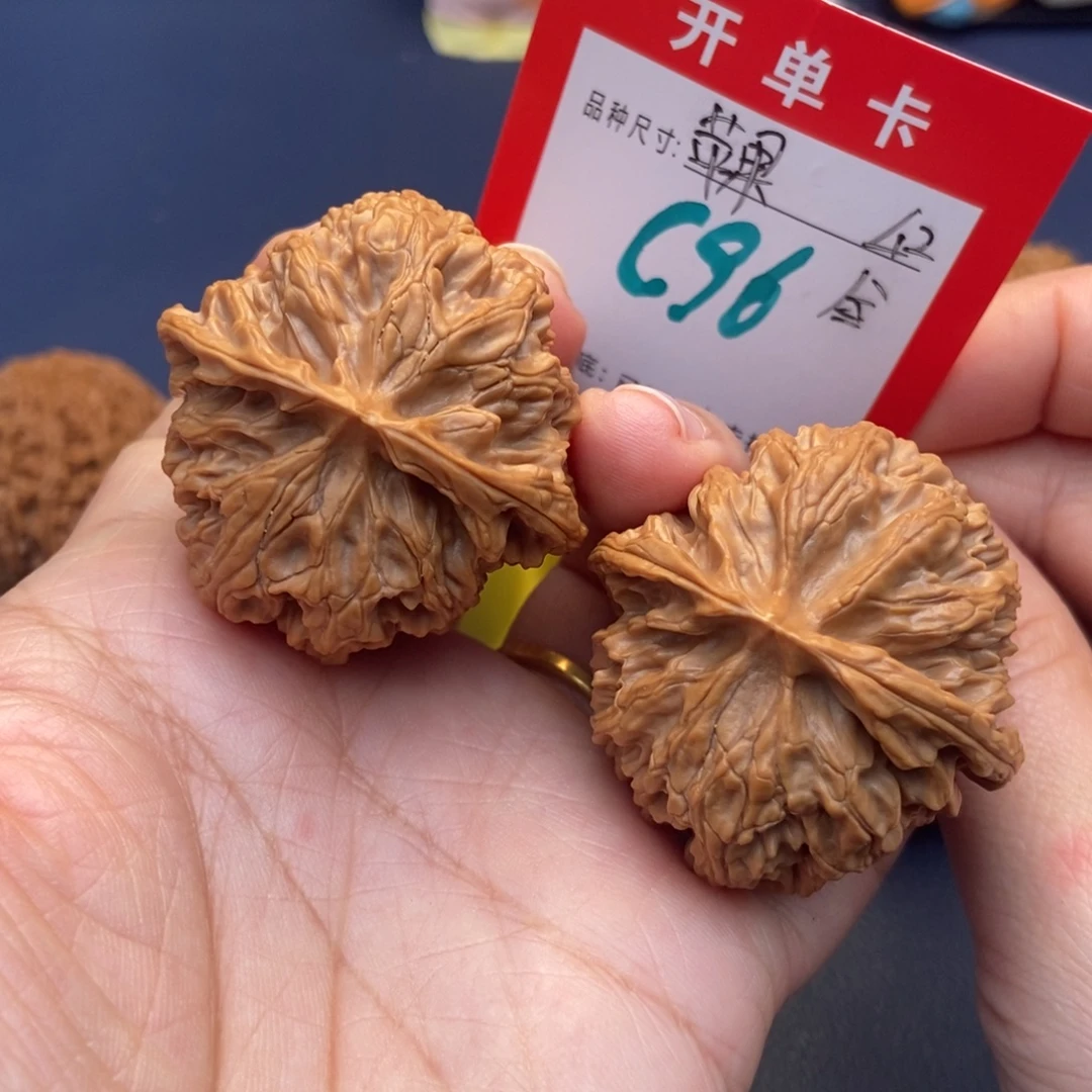 文玩核桃吊坠文玩核桃