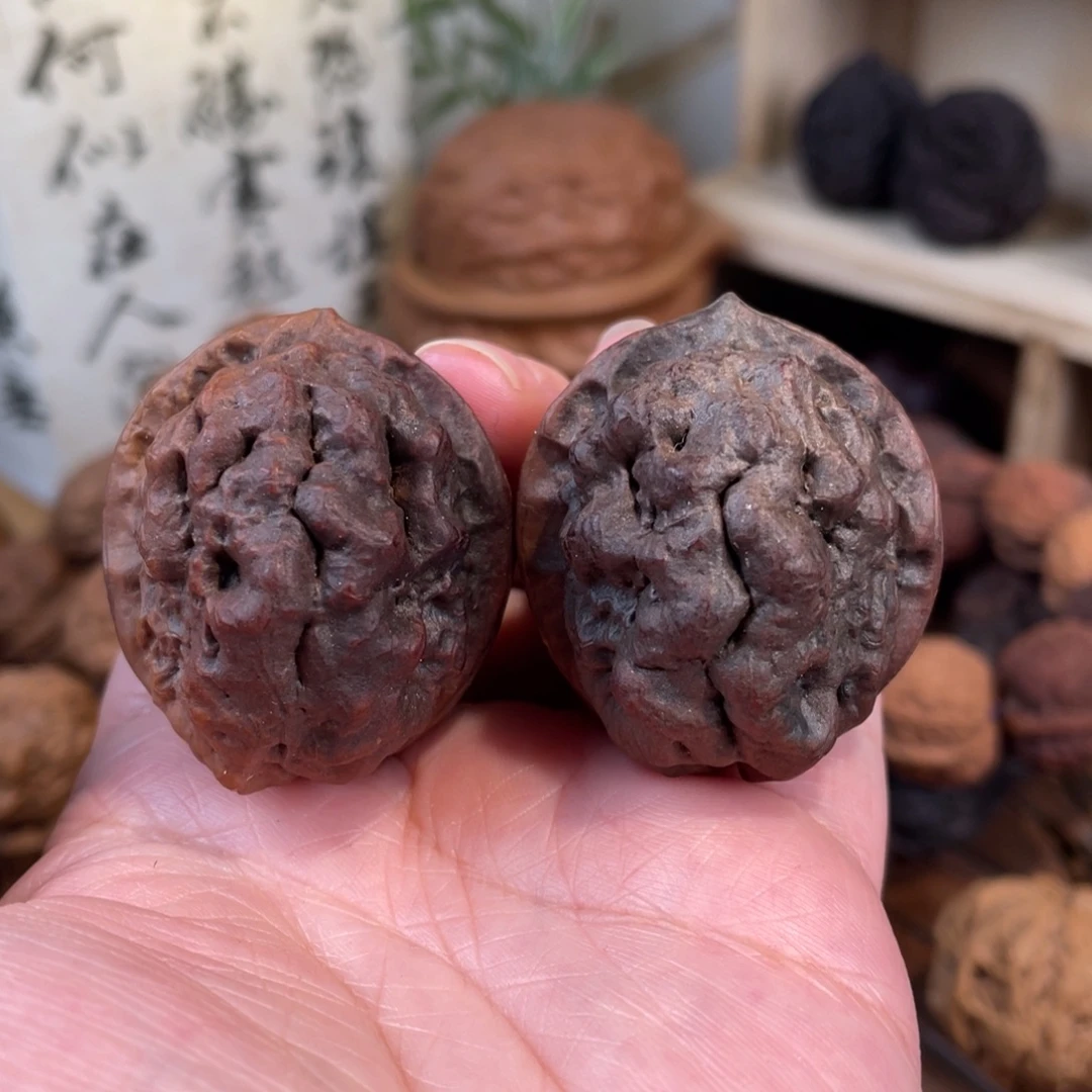 天***心文玩核桃把件团龙疙瘩包40