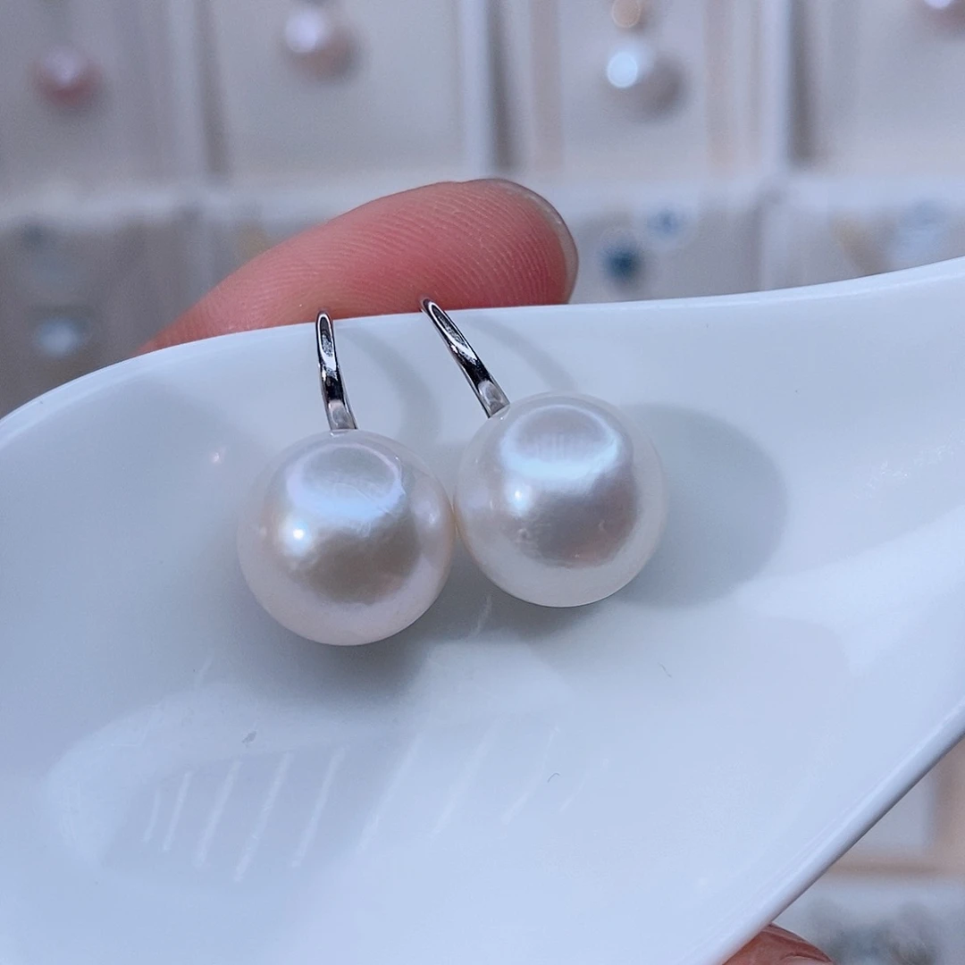 颈饰银S925镶嵌淡水珍珠