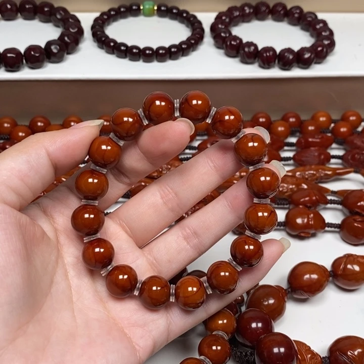 t***n橄榄核雕刻工艺的发展