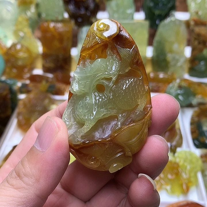 蛇纹石玉未镶嵌珠宝半成品