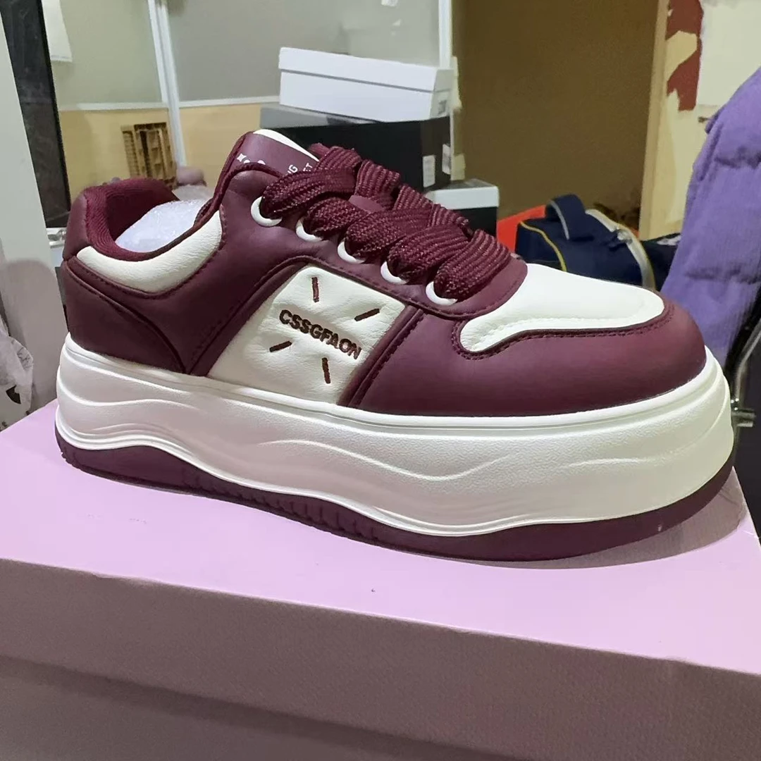 0590 新款百搭软底板鞋