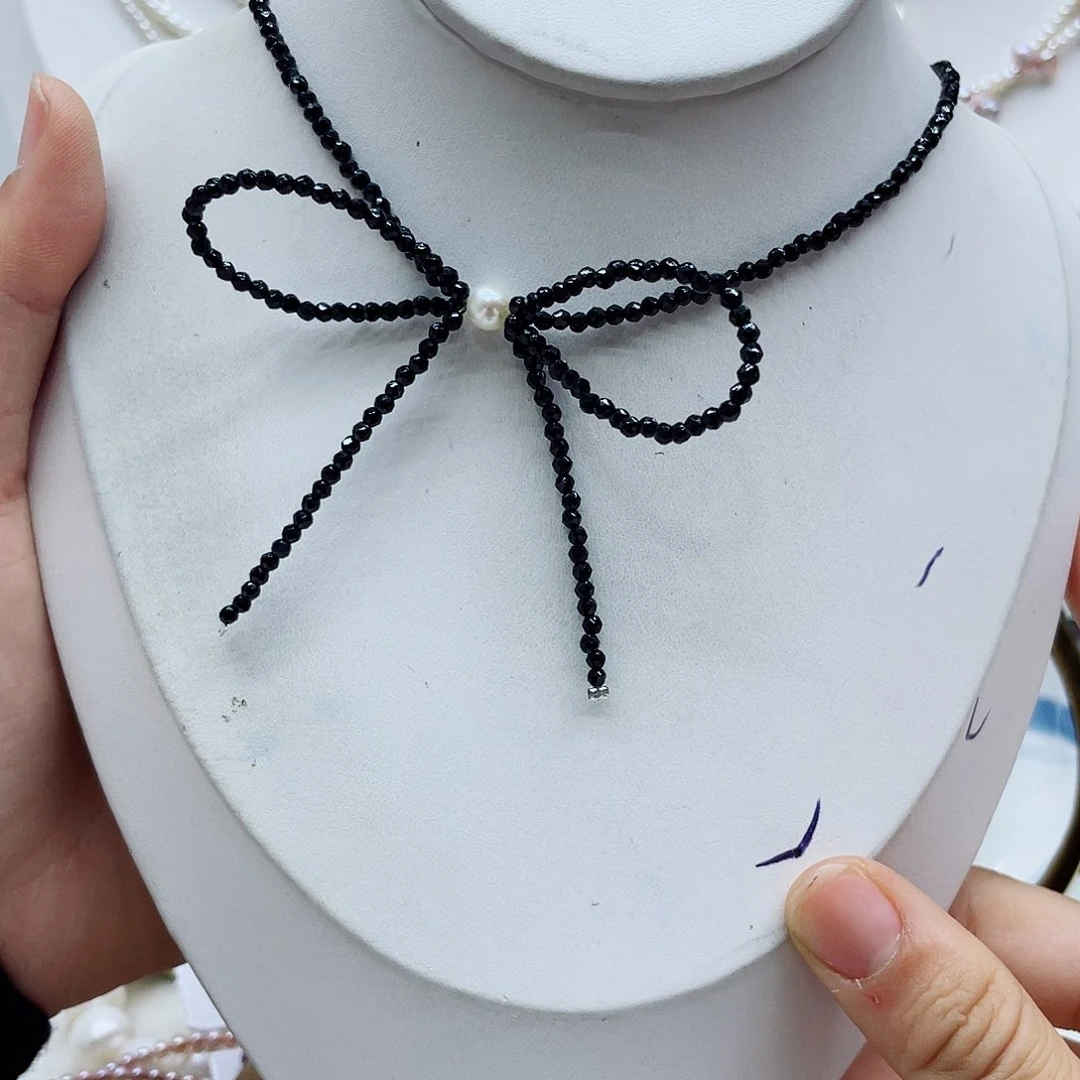 颈饰银S925镶嵌淡水珍珠