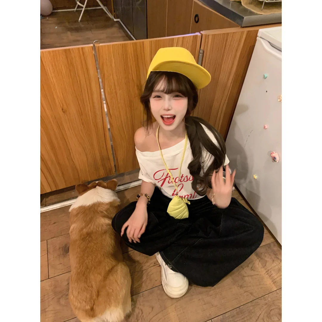 新款夏季新款穿搭韩版显瘦小众设计款一字领短袖T恤女风上衣慵懒