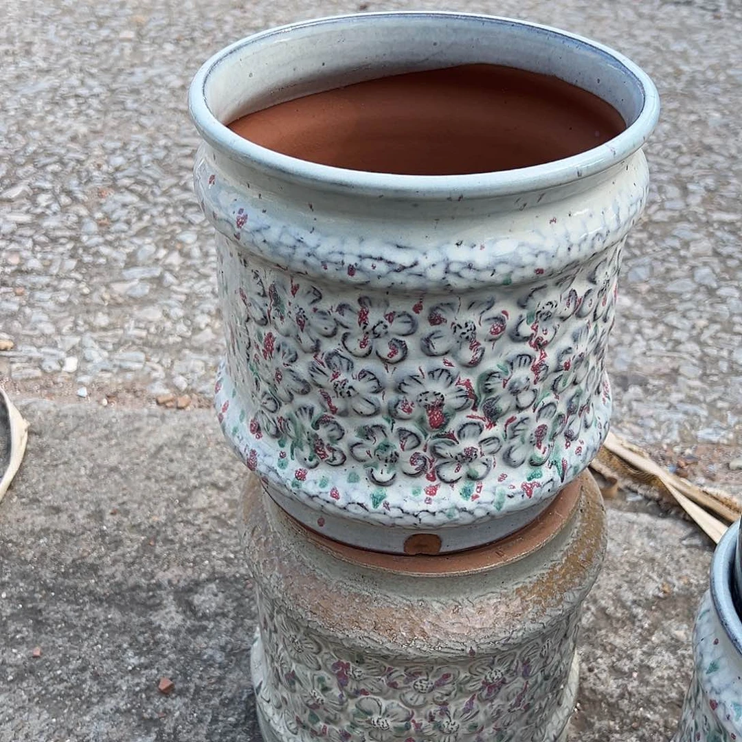 紫砂花盆口20高20两个花花瑕疵