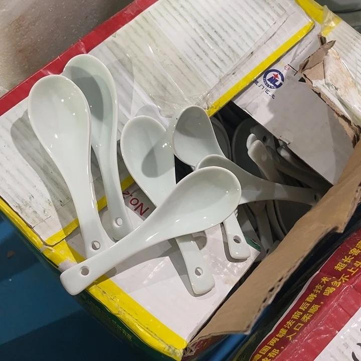 瓷片青瓷小勺十个，微瑕包邮