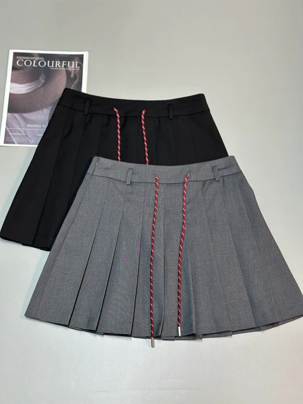 深圳南油NAJIE2025春夏：减龄学院风系带百褶裙A字短裙裙25143