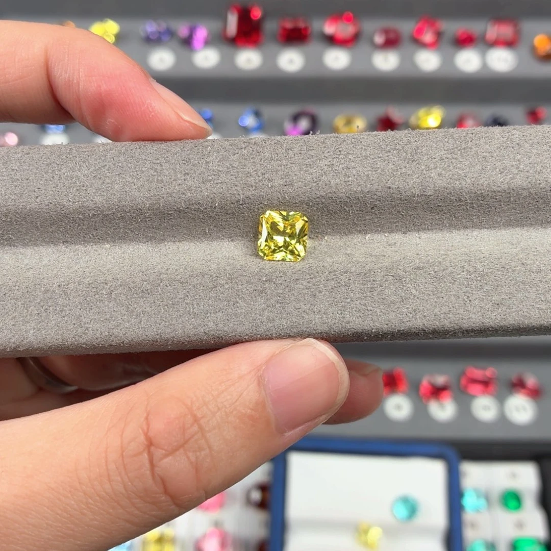 v***j合成（培育）蓝宝石裸石2.2ct