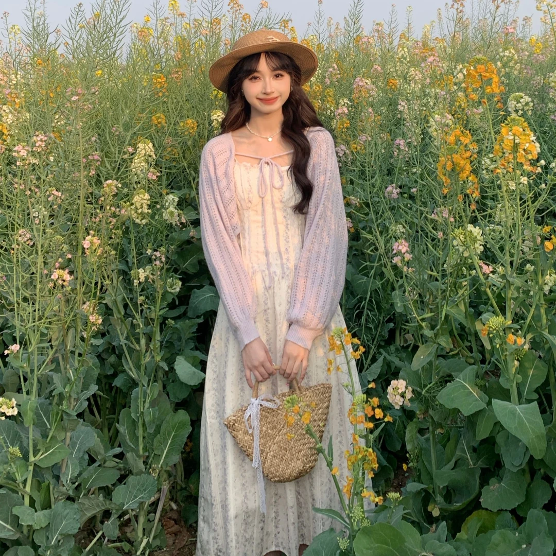 慕兔温柔风花边吊带连衣裙女2025新款春季外搭坎肩针织衫两件套装