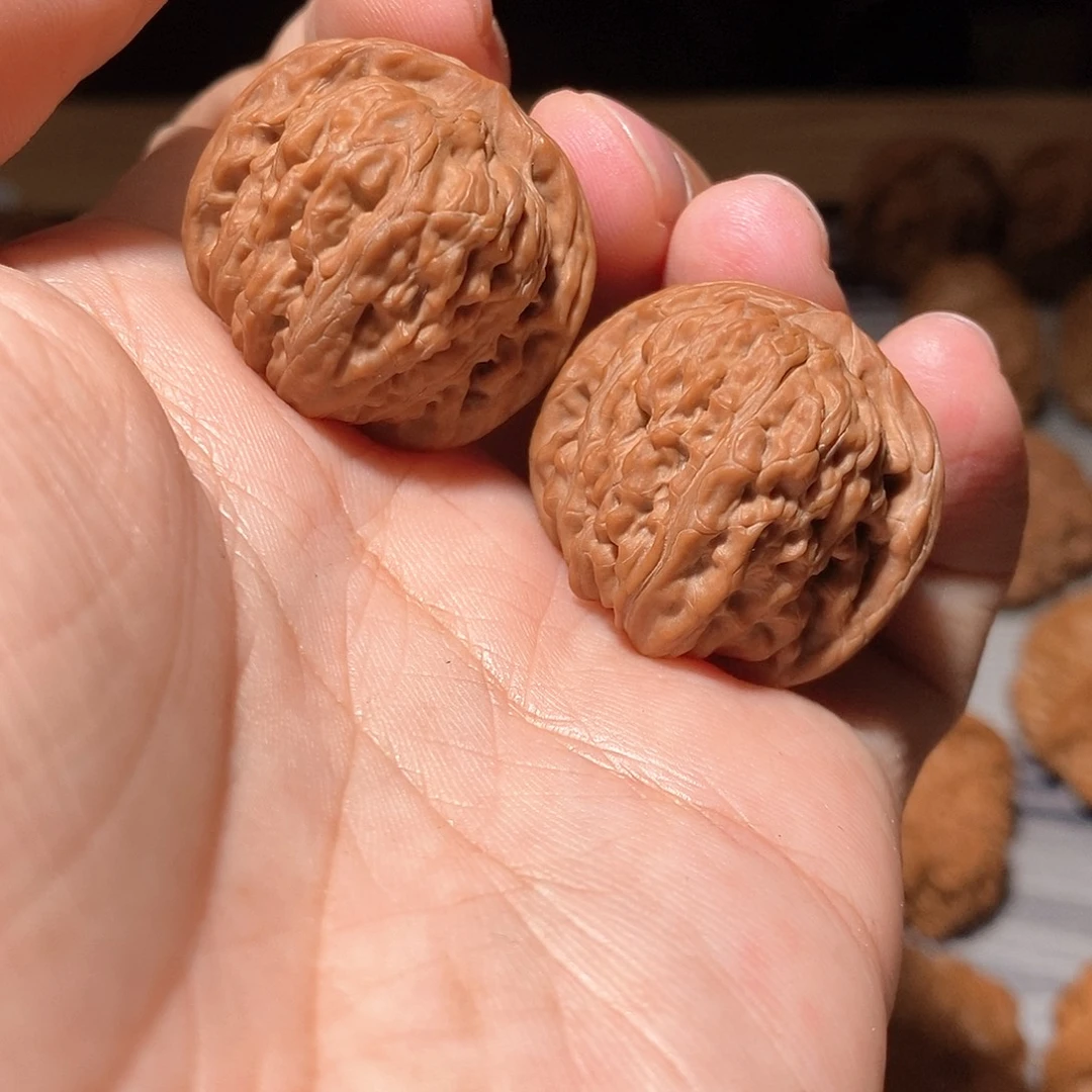 冰***9文玩核桃把件068四座楼手捻