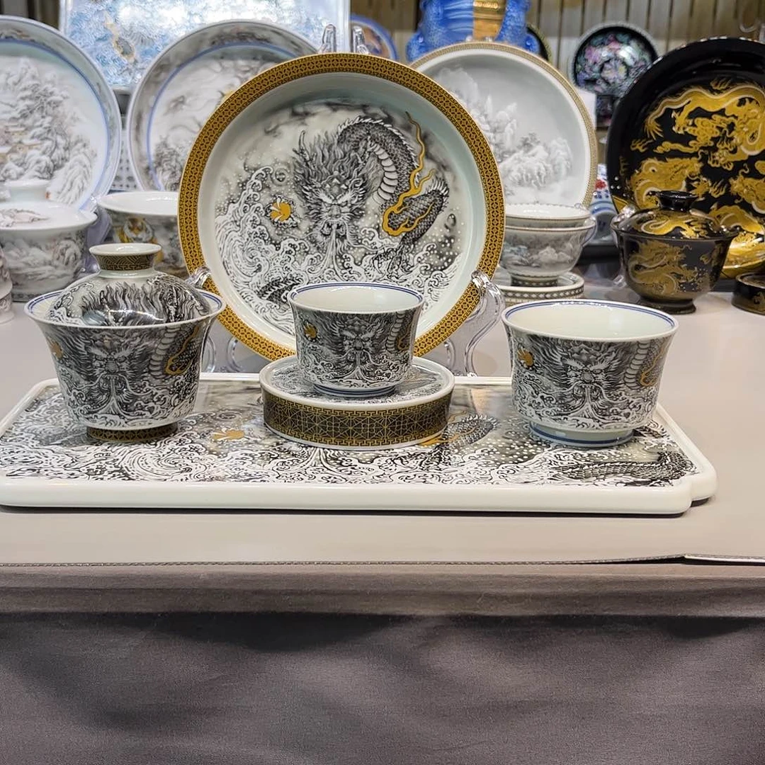 景德镇陶瓷艺术品