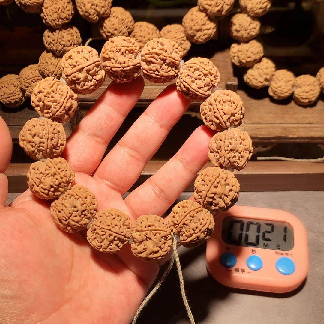 金刚菩提吊坠?**?5。