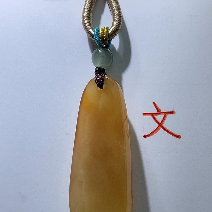 琥珀未镶嵌珠宝奇石81