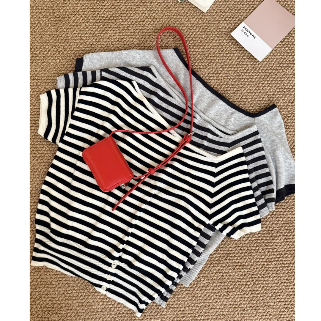 大妍小个子春季韩系简约条纹设计感短袖斜肩针织衫8823