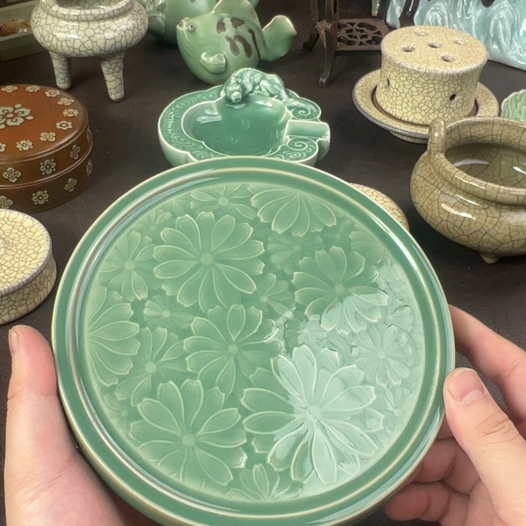 青瓷茶器青瓷茶器微瑕
