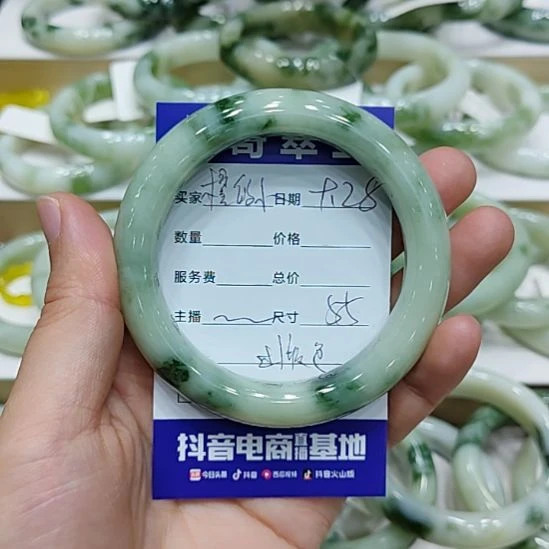 檀****透闪石-蛇纹石玉未镶嵌手镯