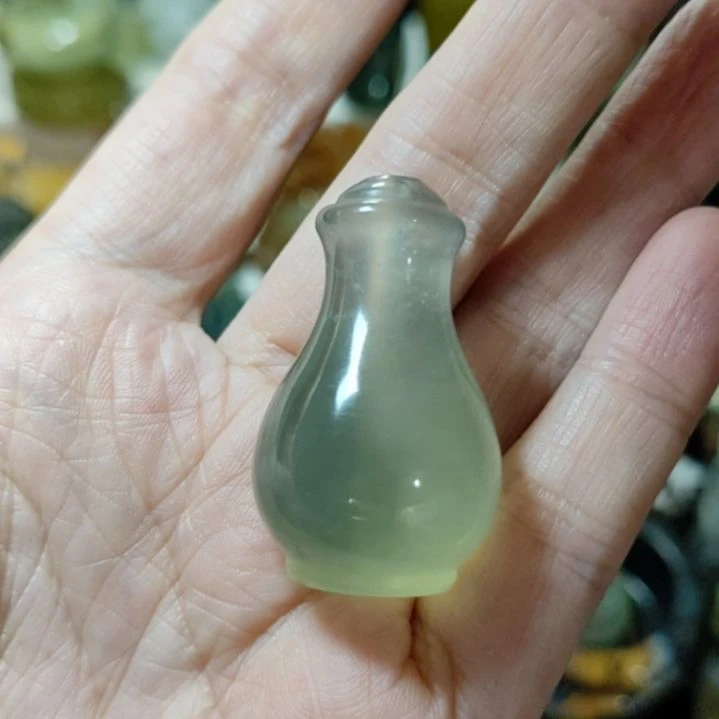 岫玉未镶嵌挂坠款式