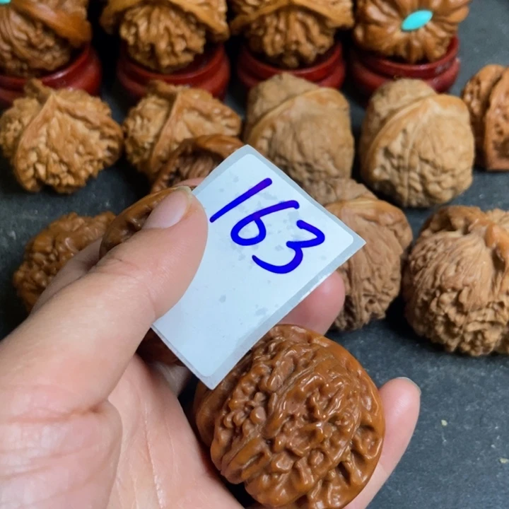 把件文玩核桃楼下的163