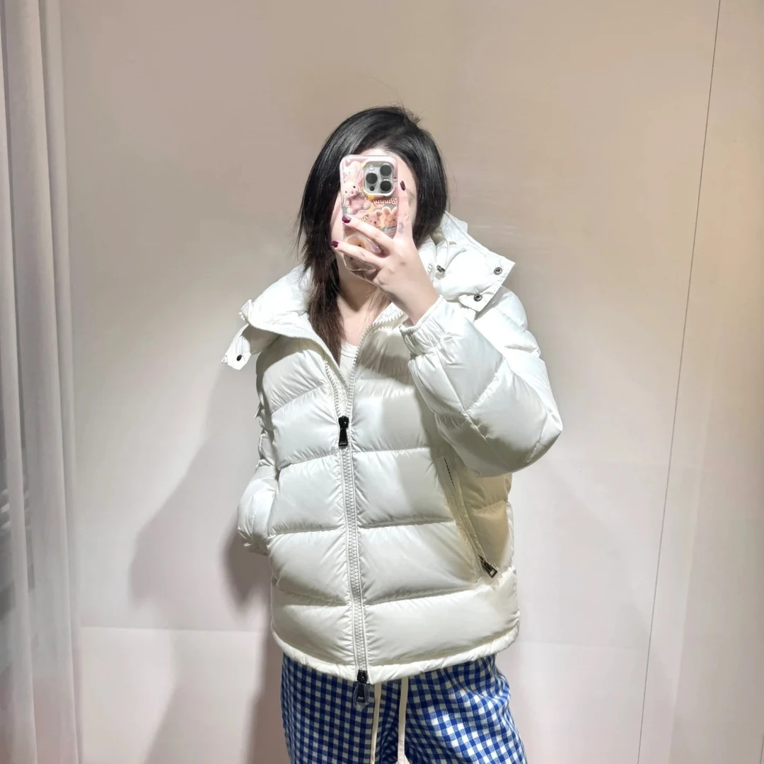 未使用 MONCLER 002411 Maire系列纯色可脱卸帽羽绒服 2码
