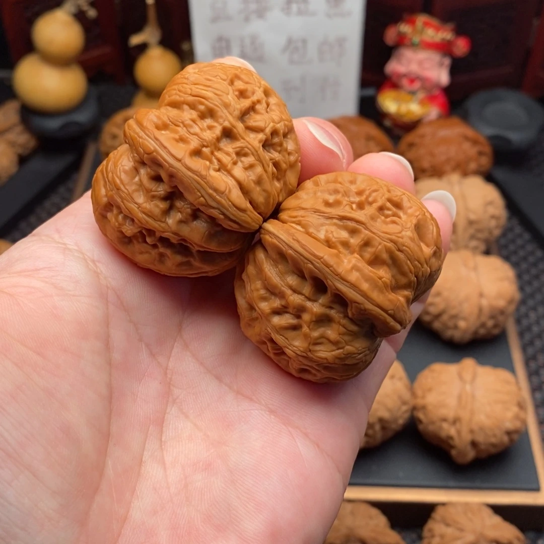 追***游文玩核桃把件元宝