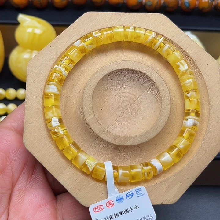 未镶嵌琥珀裸石253号7+金瓷白妖花蜜蜡药片