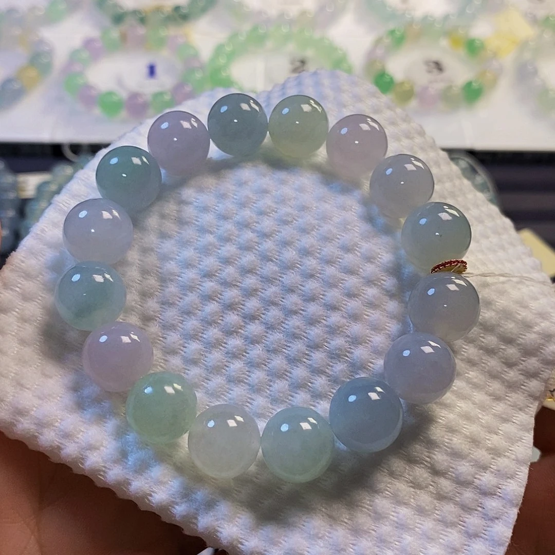 未镶嵌定制翡翠翡翠.
