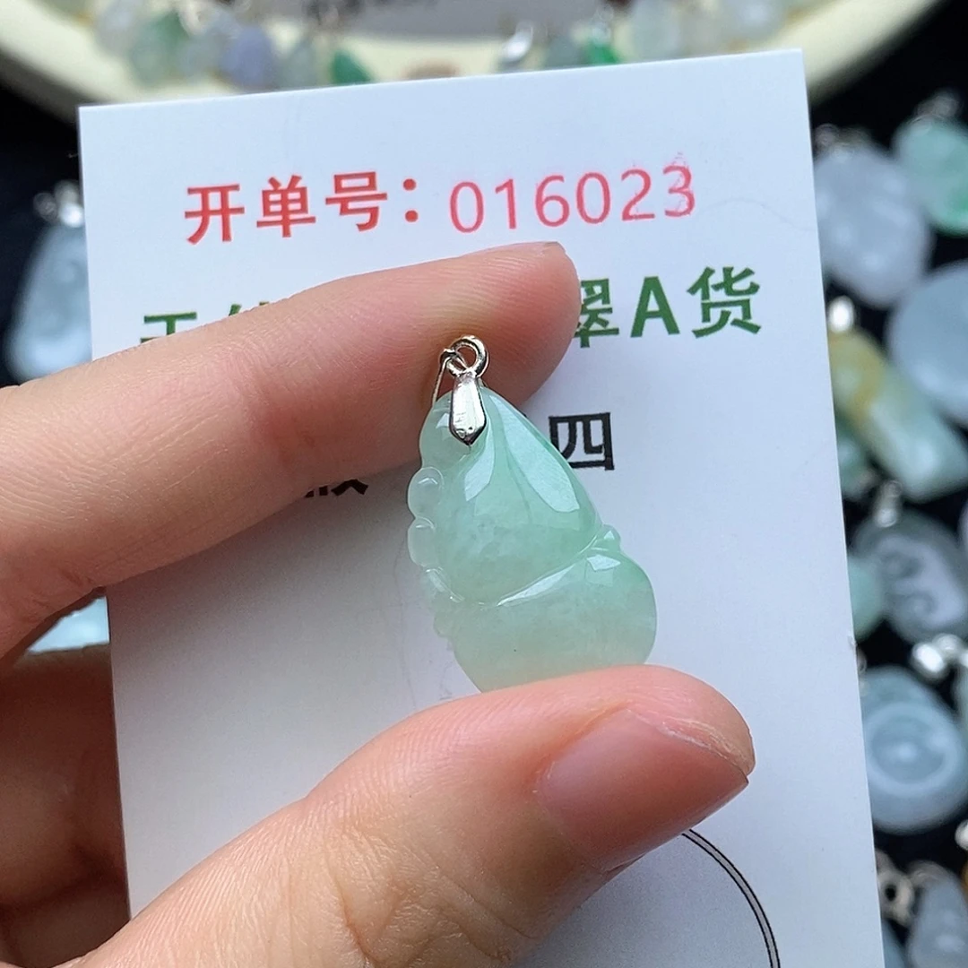 翡翠未镶嵌耳饰翡翠