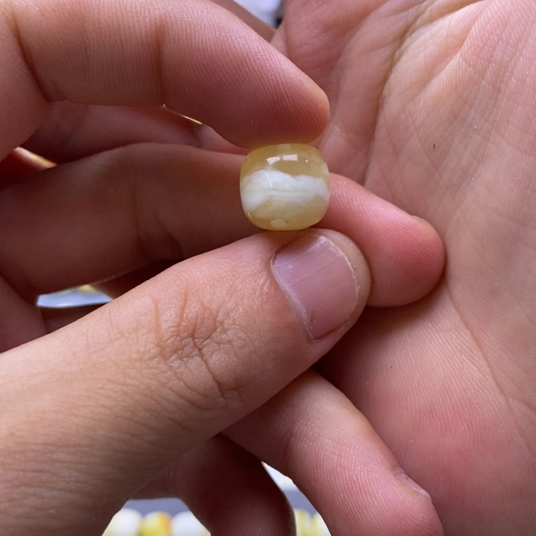 琥珀未镶嵌珠宝奇石12.4mm