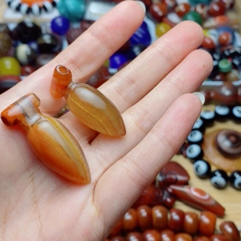 一***缘玛瑙/玉髓合金珠宝半成品