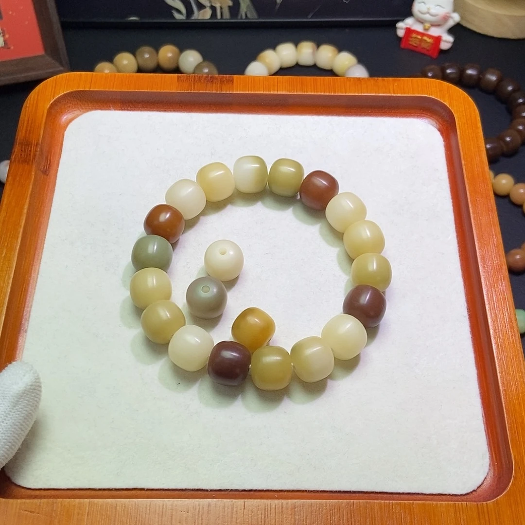 彩***️吊坠菩提根/象牙果卡14干磨微瑕