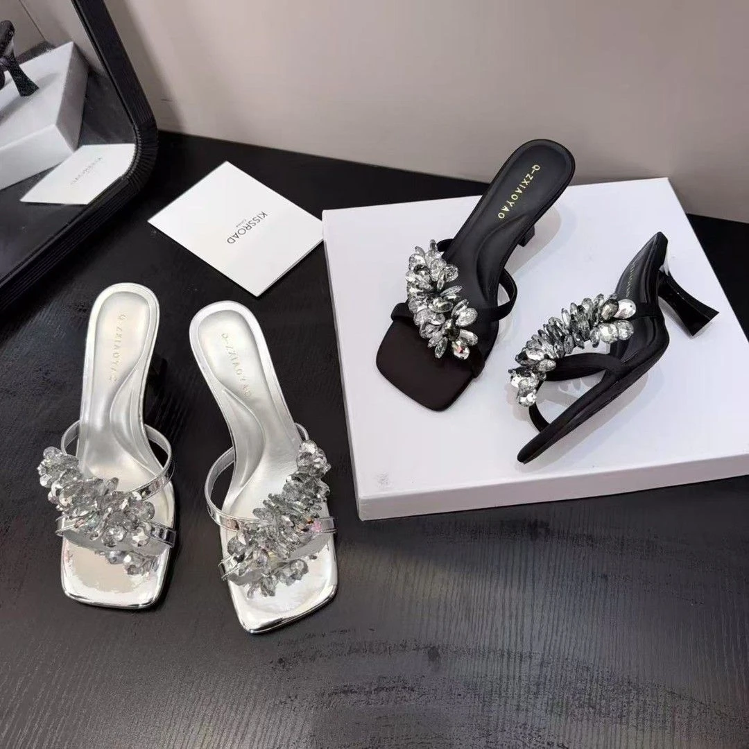 5厘米水钻花朵露趾高跟拖鞋女外穿2025新款粗跟气质百搭凉拖鞋女