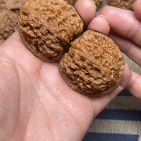 吊坠文玩核桃南疆