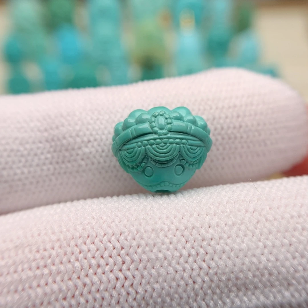 绿松石配饰未镶嵌