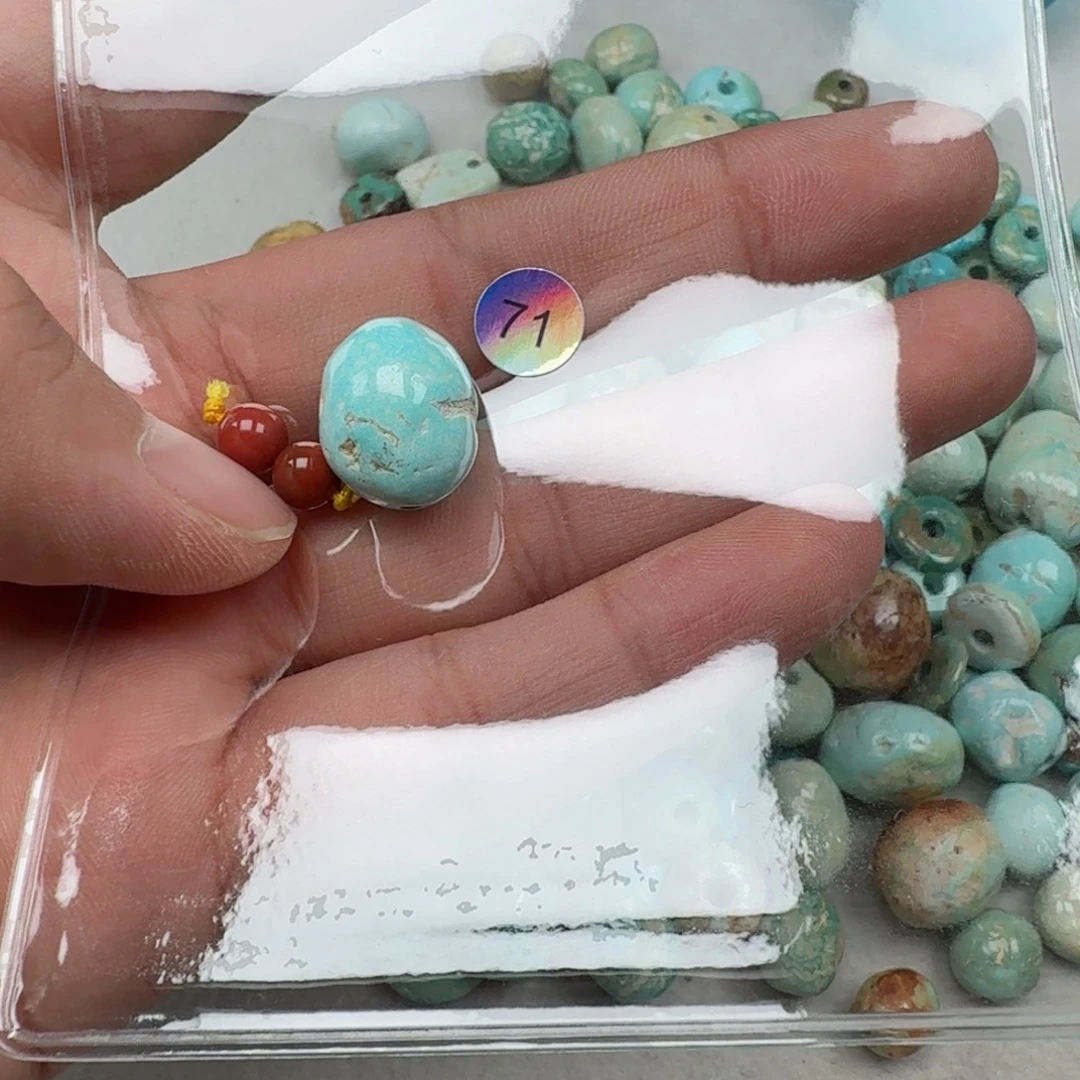 南红玛瑙未镶嵌珠宝奇石