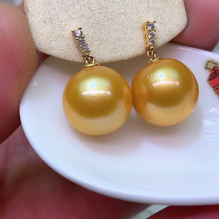 银S925镶嵌耳饰淡水珍珠