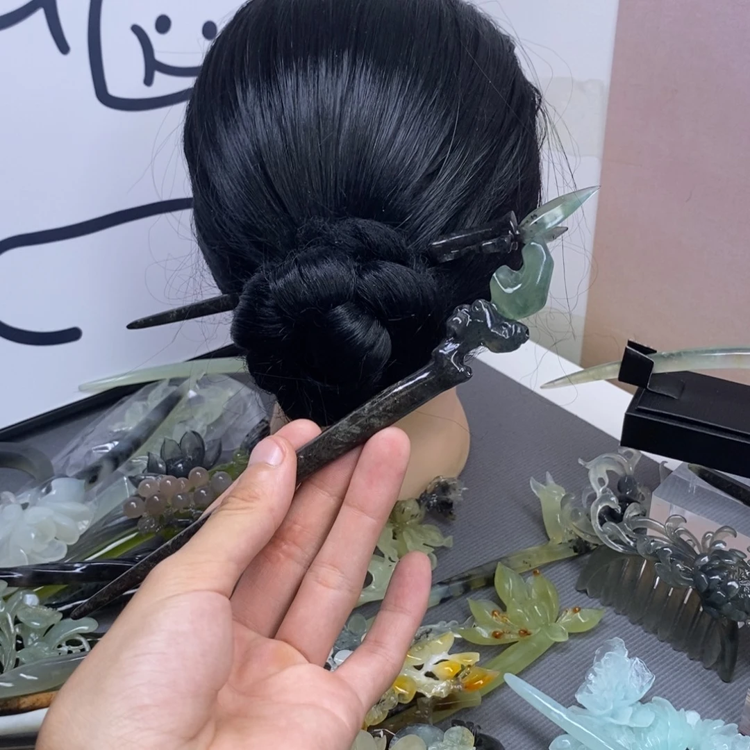 剪***水蛇纹石玉合金发饰