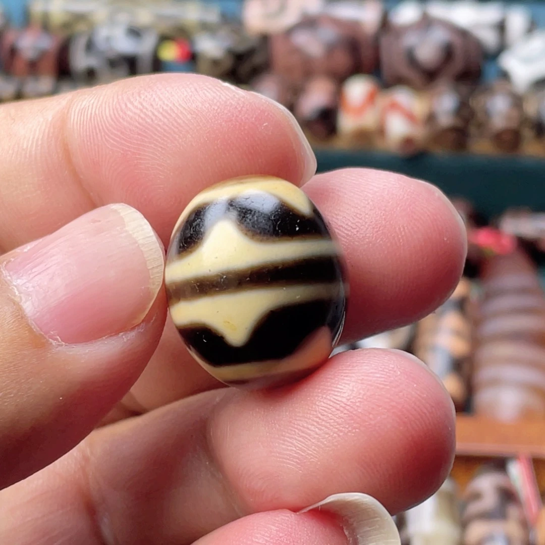 玛瑙/玉髓锁骨未镶嵌牙黄双牙牙