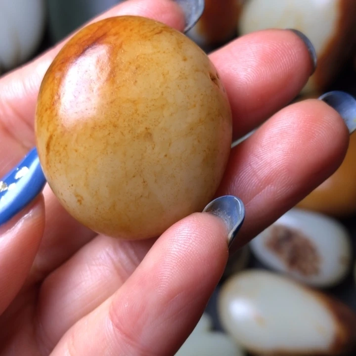 和田玉未镶嵌珠宝奇石