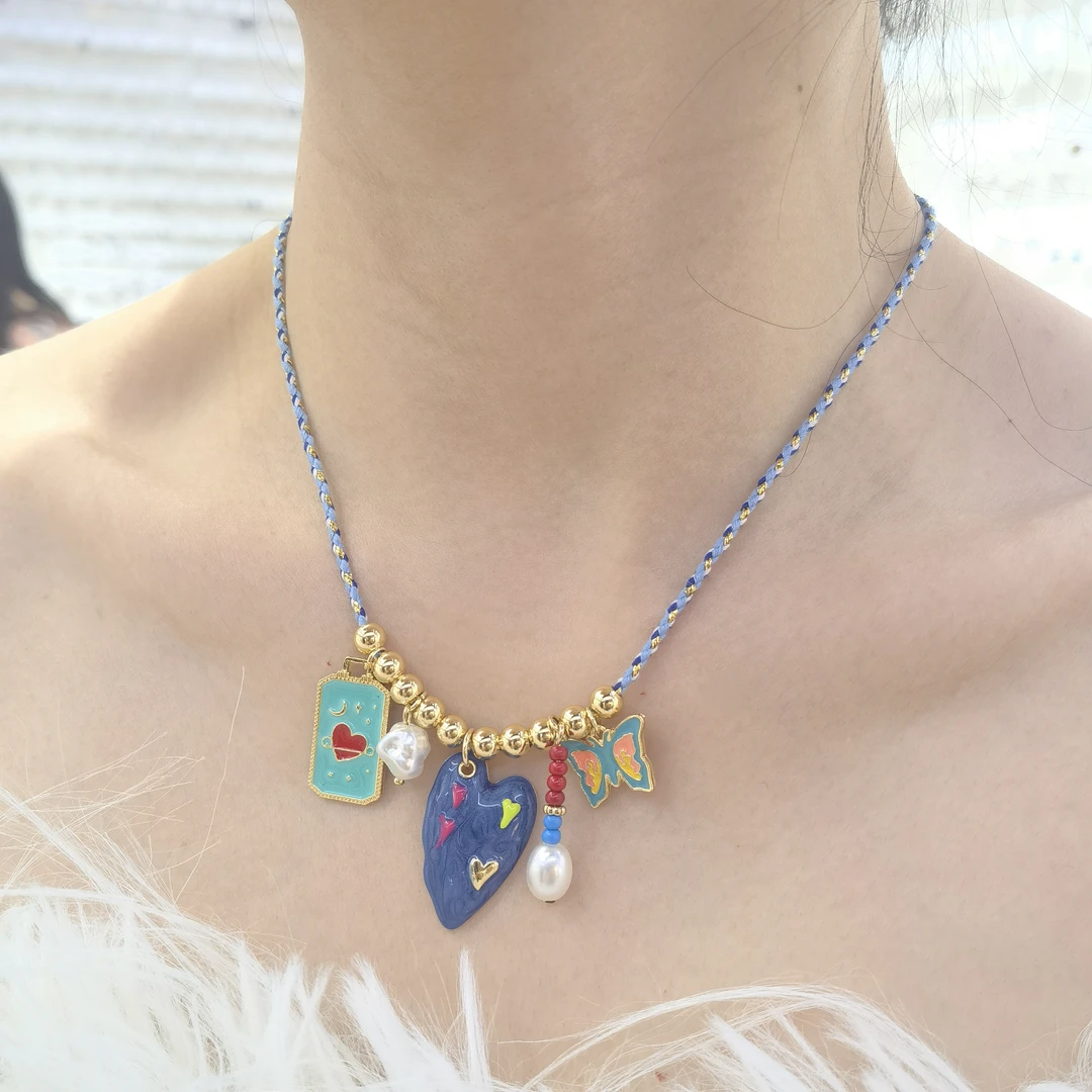 E808蓝色爱心蝴蝶滴油款项链