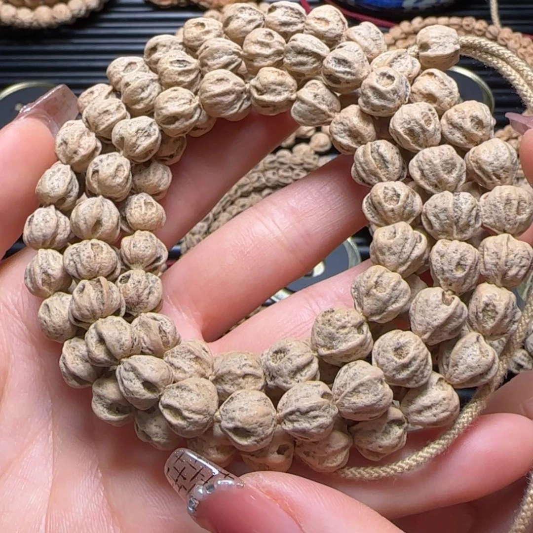 【闪购商品】柏香籽/百香籽吊坠巴****计