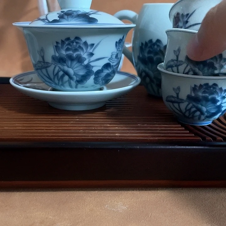 盖碗加公杯加30杯子3个