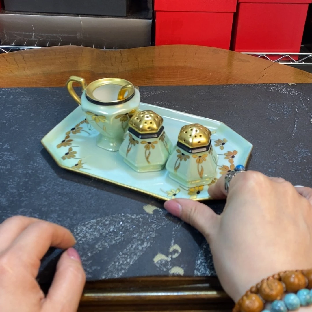 瓷器哈哈哈哈哈哈哈哈