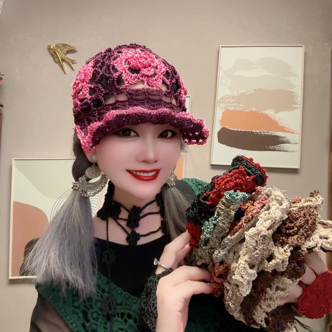 新款钩花时尚编织女士手工民族针织镂空花朵透气鸭舌帽